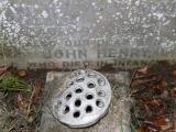 image of grave number 664616
